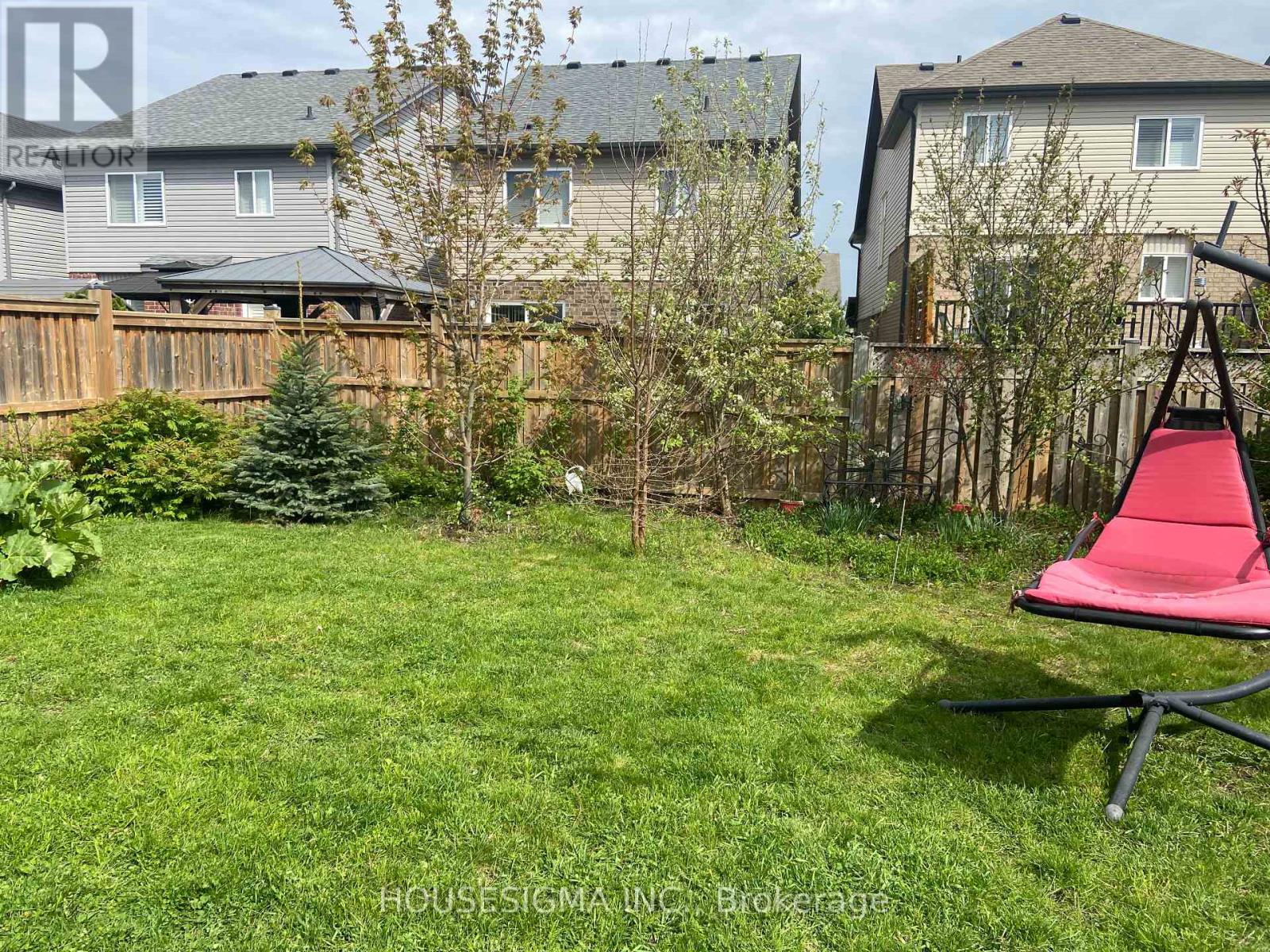 348 Freure Drive W, Cambridge, Ontario  N1S 0B5 - Photo 4 - X13117356