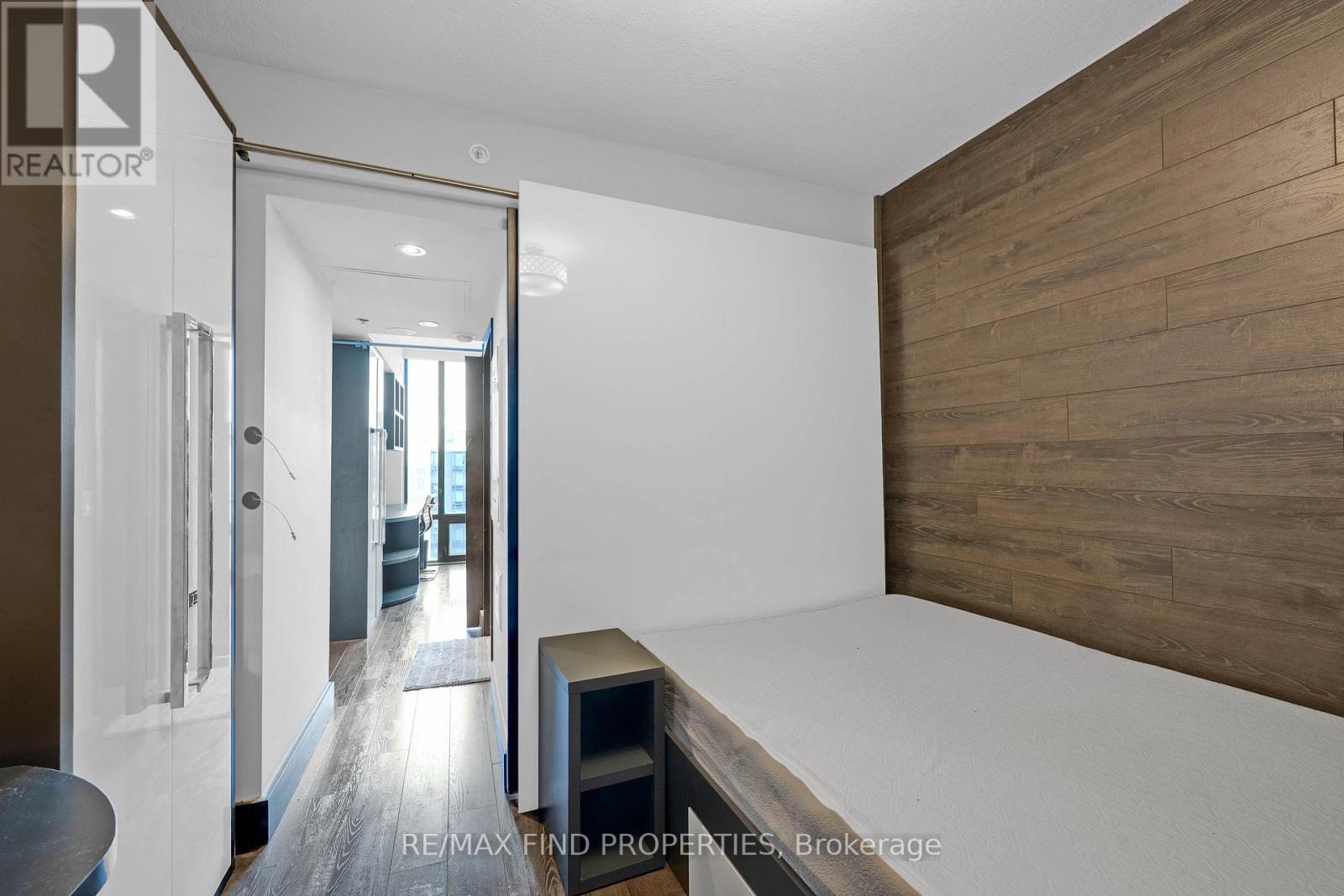 2709 - 330 Phillip Street, Waterloo, Ontario  N2L 3W9 - Photo 6 - X12867880