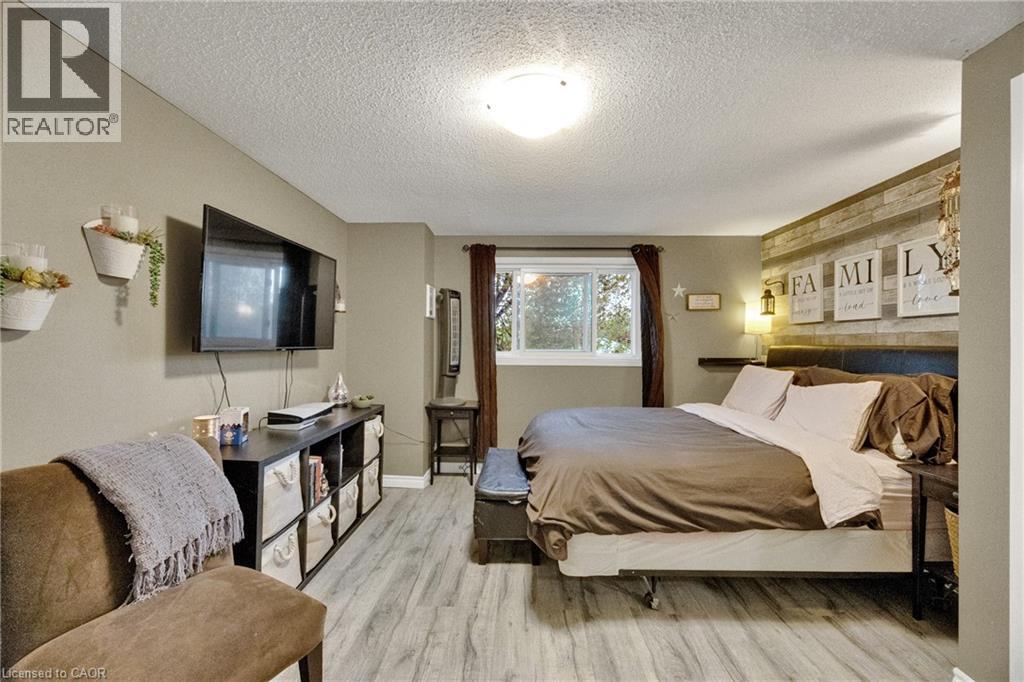 220 Rosebank Place, Kitchener, Ontario  N2E 2R8 - Photo 22 - 40830975