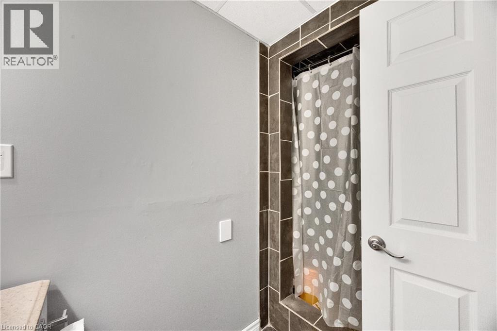 220 Rosebank Place, Kitchener, Ontario  N2E 2R8 - Photo 32 - 40830975