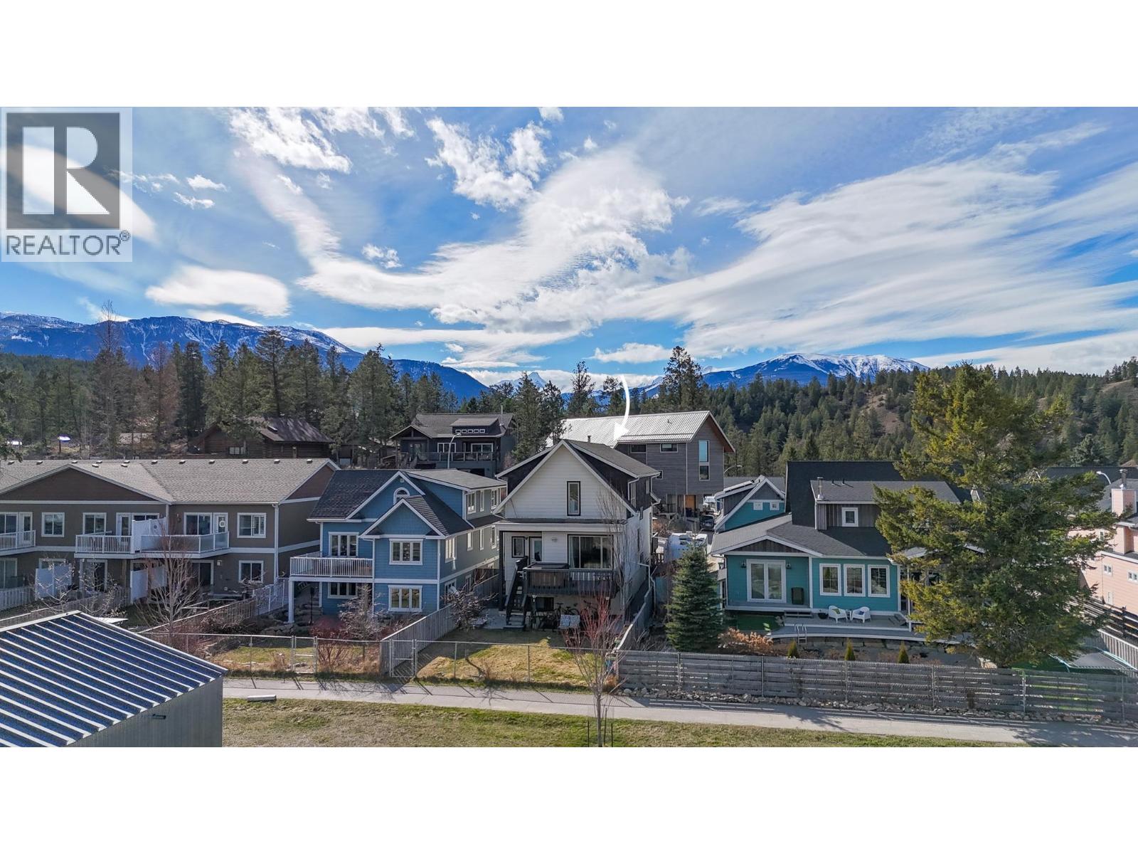 1373 Canterbury Way, Invermere, British Columbia  V0A 1K4 - Photo 4 - 10383000