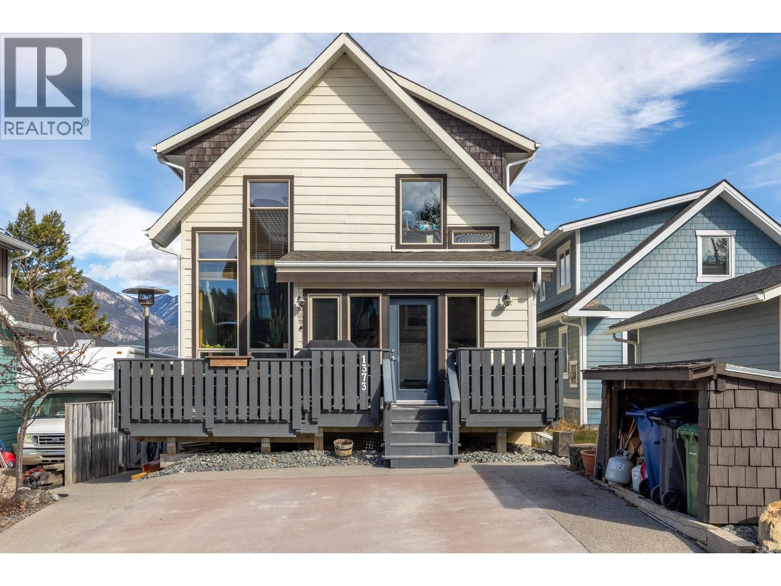 1373 Canterbury Way, Invermere, British Columbia  V0A 1K4 - Photo 2 - 10383000