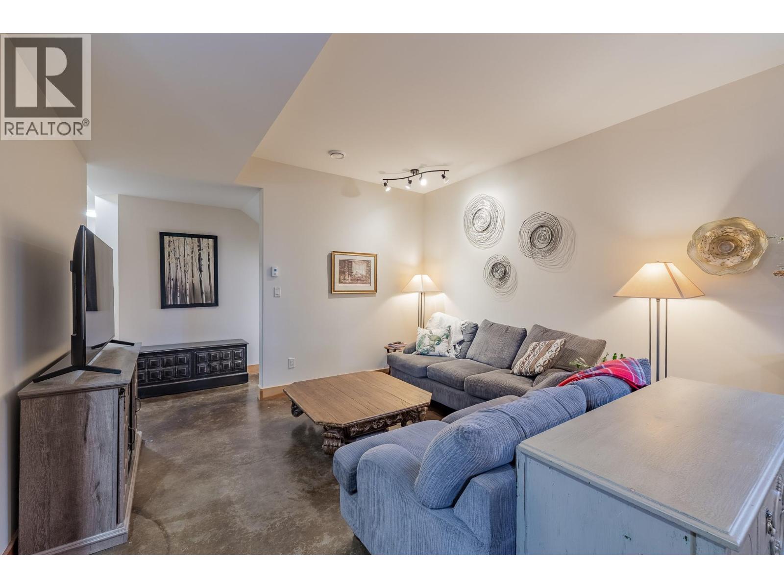 1373 Canterbury Way, Invermere, British Columbia  V0A 1K4 - Photo 47 - 10383000