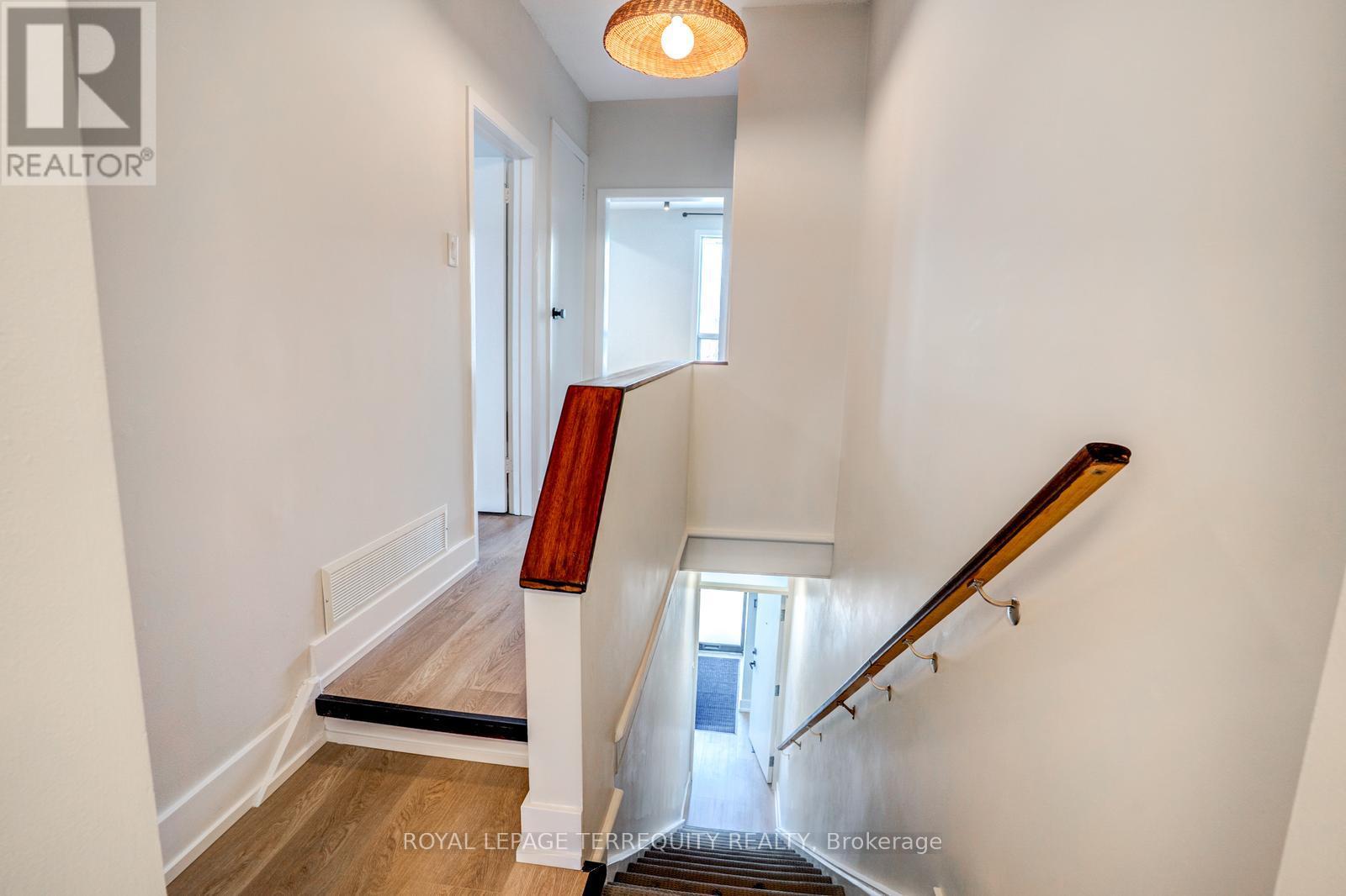 Upper - 743 Gerrard Street E, Toronto, Ontario  M4M 1Y5 - Photo 23 - E12906968