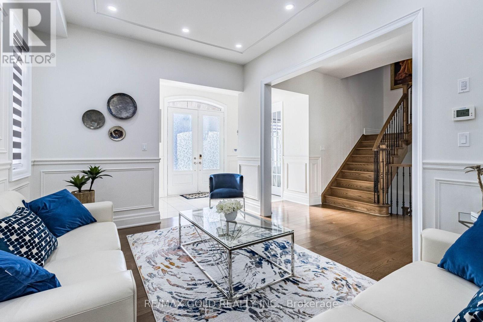 28 Cloverhaven Road, Brampton, Ontario  L6P 4E4 - Photo 7 - W13139564