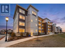108 - 17 SPOONER CRESCENT