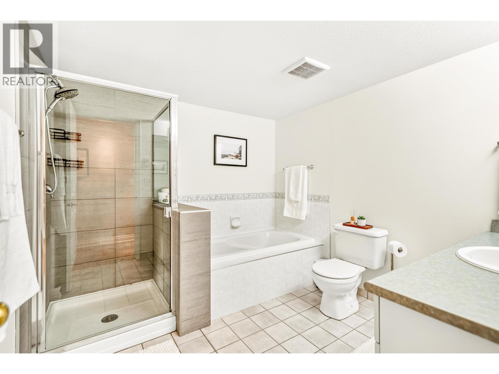 121 5780 Trail Avenue, Sechelt, British Columbia  V7Z 0K5 - Photo 19 - R3124570