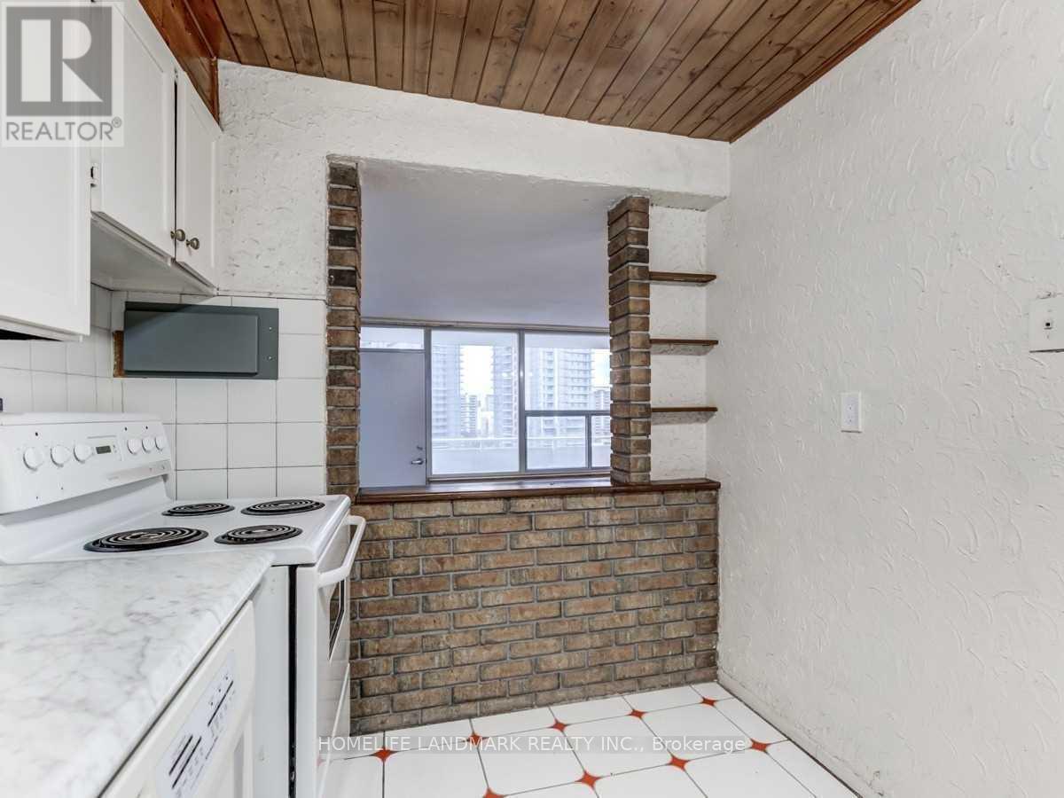 1604 - 10 Parkway Forest Drive, Toronto, Ontario  M2J 1L3 - Photo 4 - C13139838