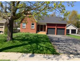 32 CENTRE ROAD, Uxbridge, Ontario