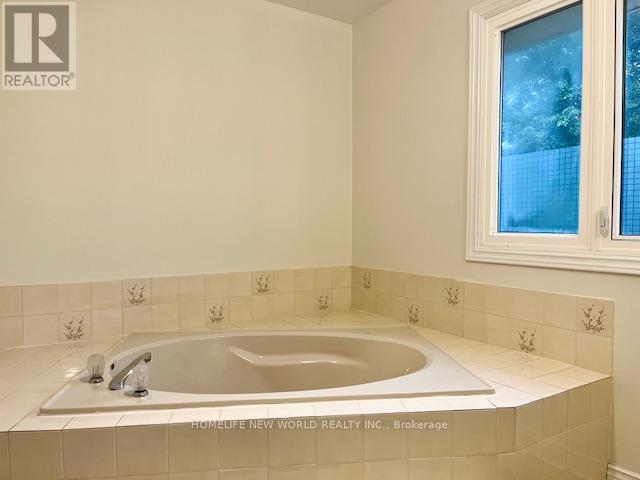 52 Fairholme Drive, Markham, Ontario  L3R 7R6 - Photo 17 - N13139848