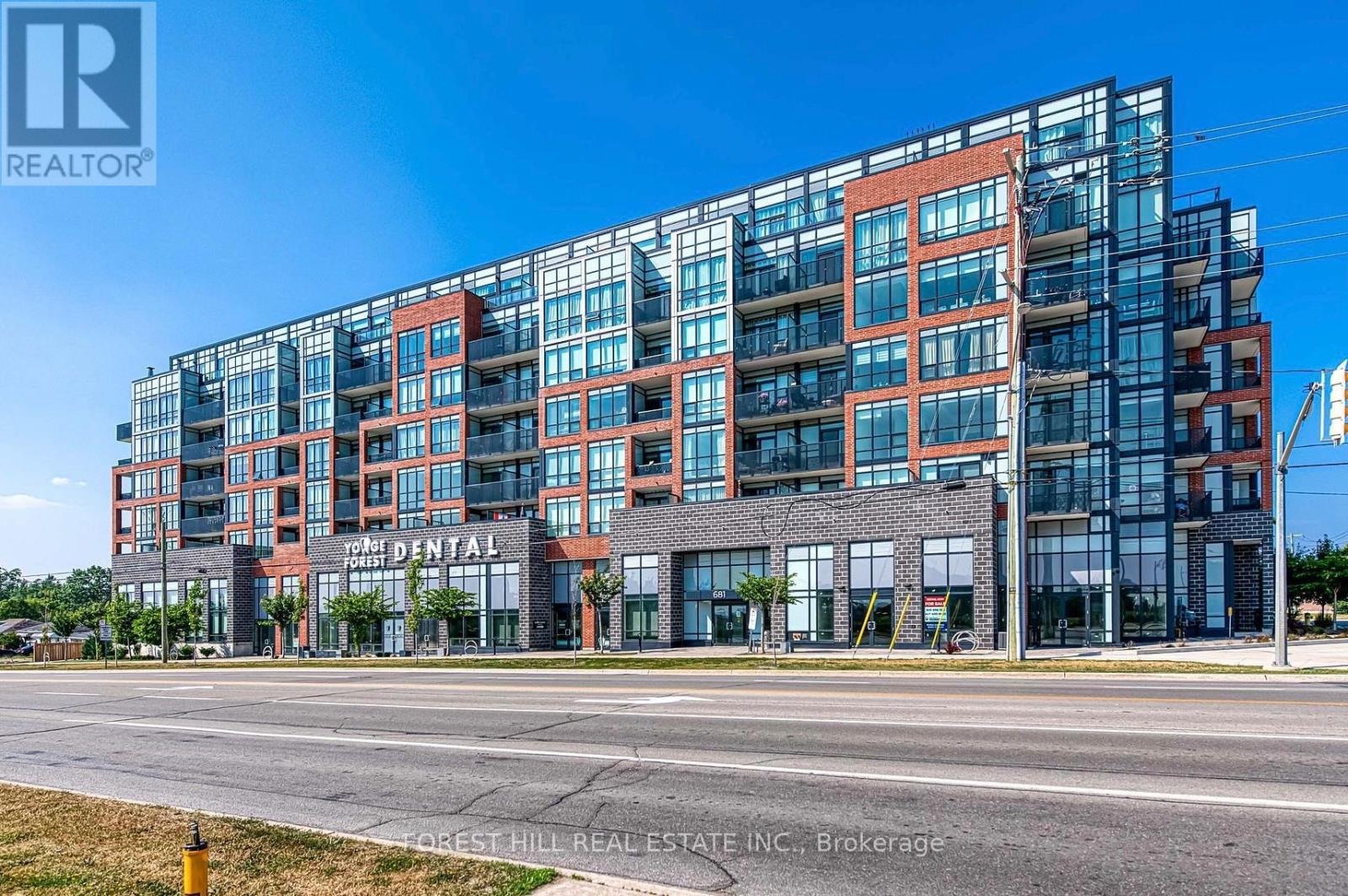 3 - 681 Yonge Street, Barrie, Ontario  L4N 4E8 - Photo 2 - S13139858
