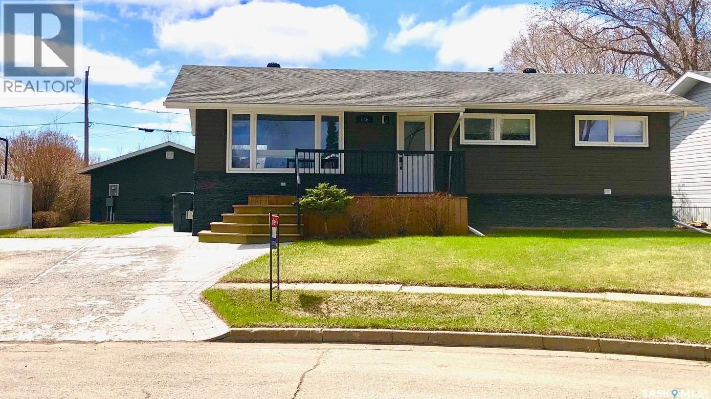 146 Jubilee CRESCENT, Canora, Saskatchewan