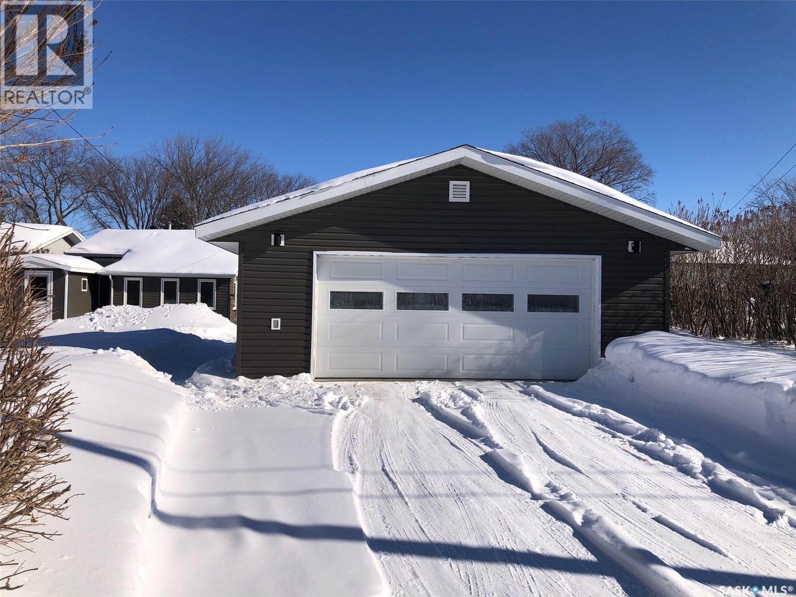 146 Jubilee Crescent, Canora, Saskatchewan  S0A 0L0 - Photo 3 - SK029110