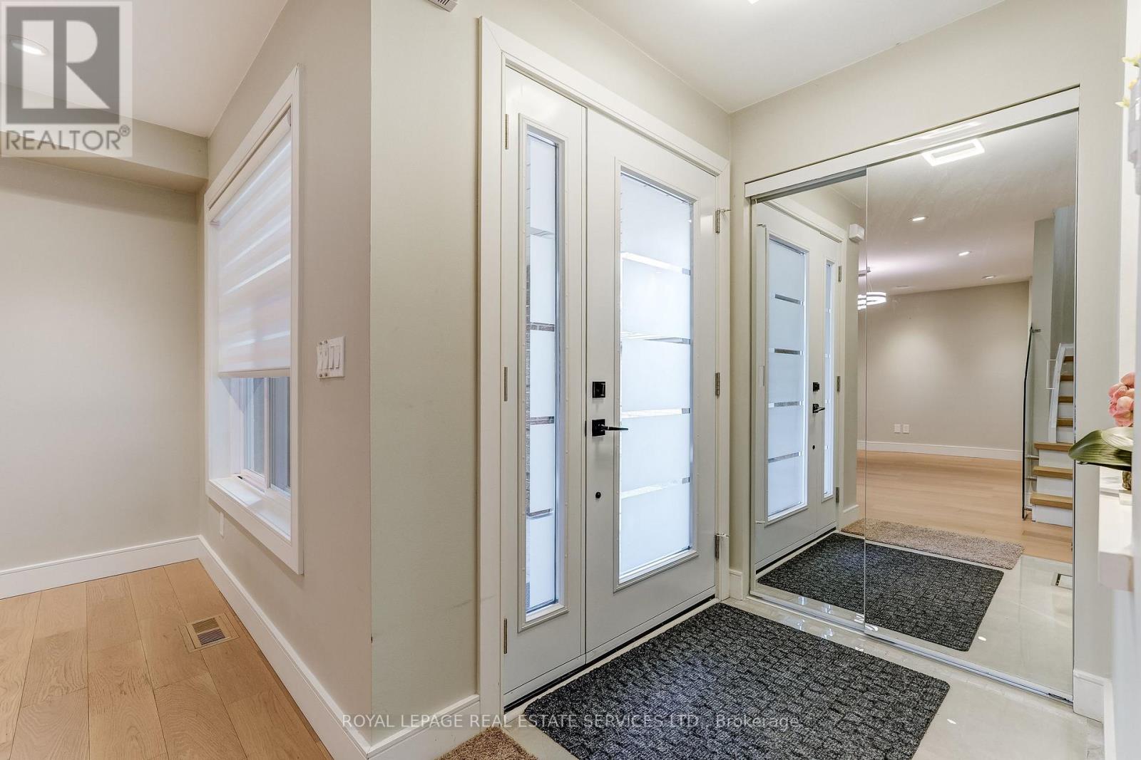 3592 Cherrington Crescent, Mississauga, Ontario  L5L 5C4 - Photo 5 - W13138408