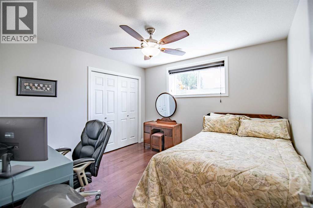 60 Cyprus Road, Blackfalds, Alberta  T4M 0C5 - Photo 30 - A2311524