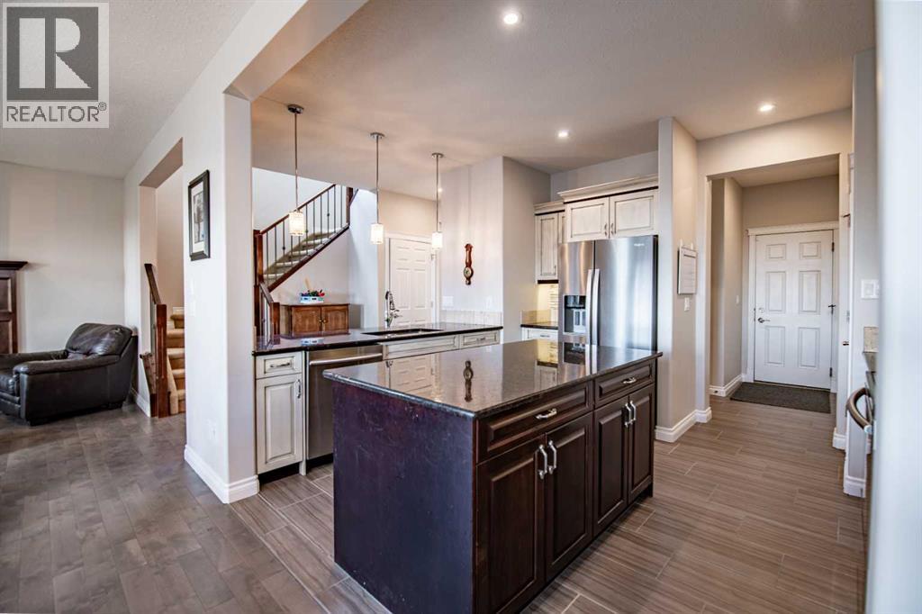 60 Cyprus Road, Blackfalds, Alberta  T4M 0C5 - Photo 4 - A2311524