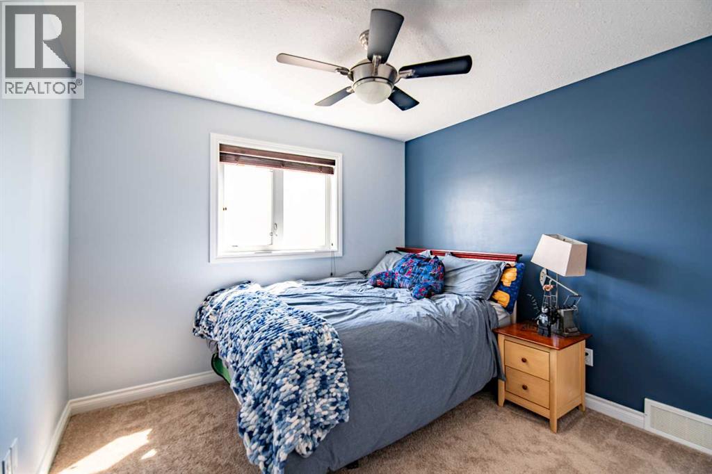 60 Cyprus Road, Blackfalds, Alberta  T4M 0C5 - Photo 23 - A2311524