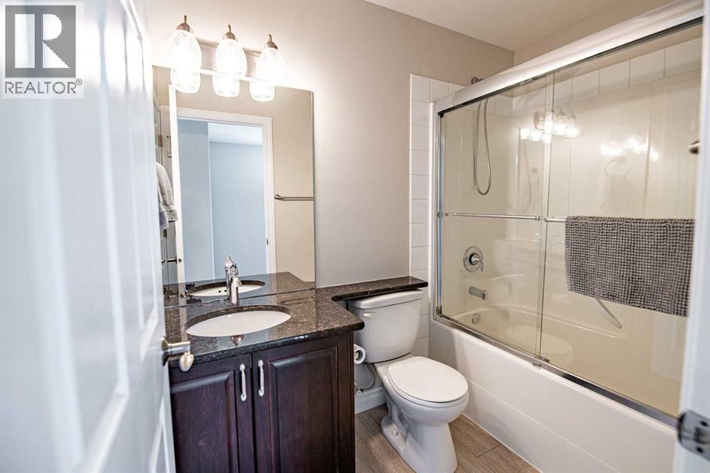 60 Cyprus Road, Blackfalds, Alberta  T4M 0C5 - Photo 24 - A2311524