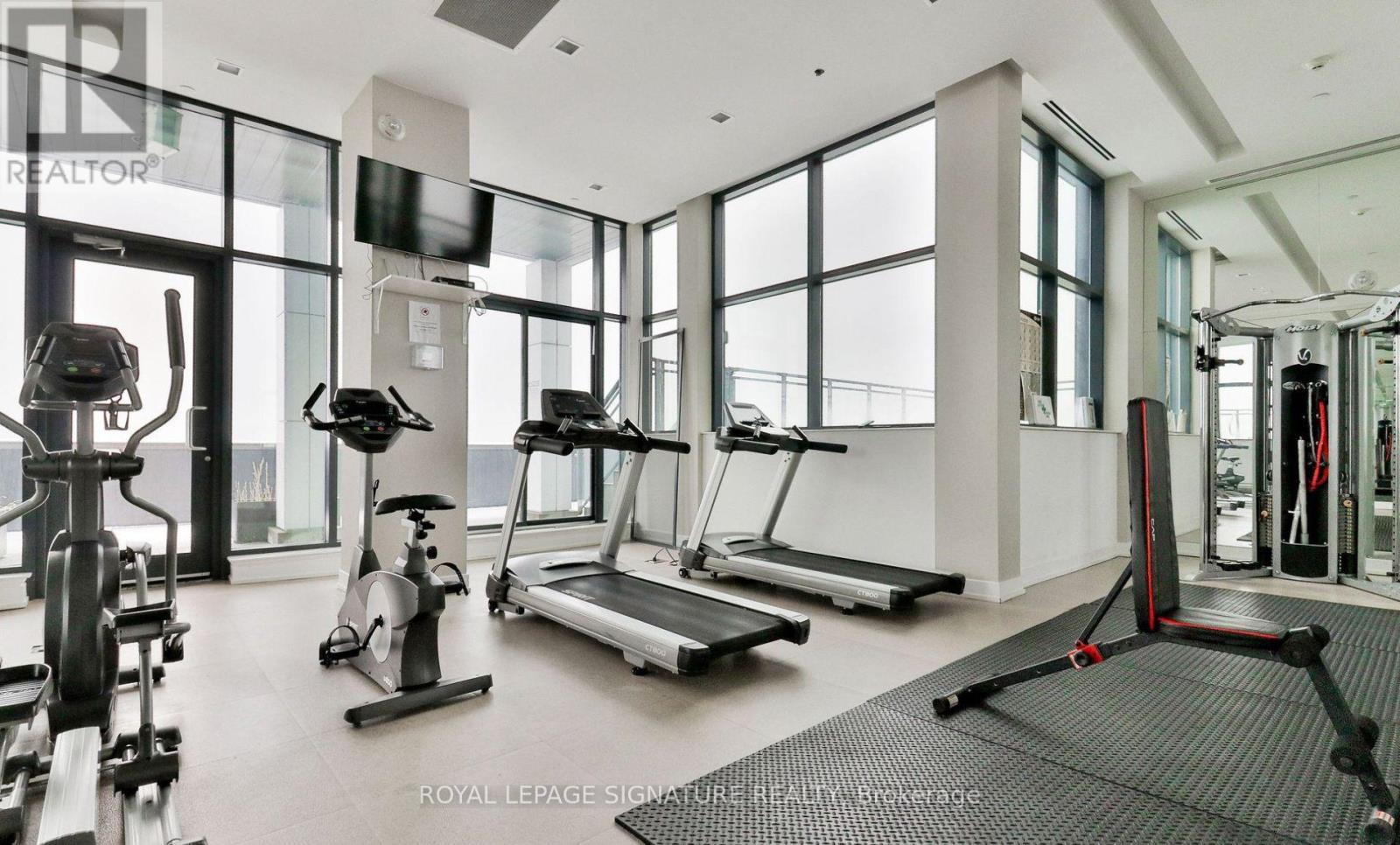 1001 - 75 The Donway W, Toronto, Ontario  M3C 2E9 - Photo 2 - C13139874