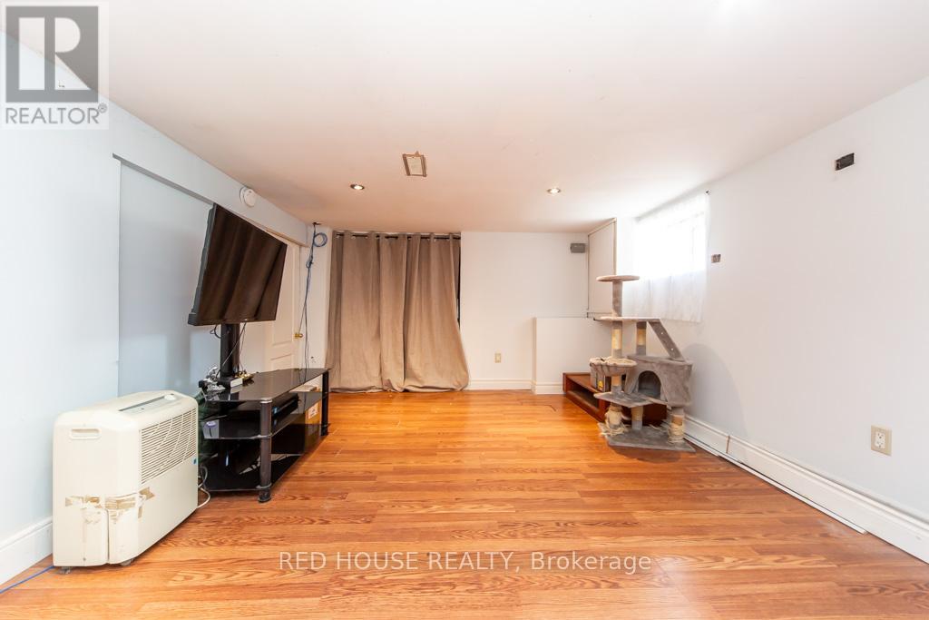 40 North Woodrow Boulevard, Toronto, Ontario  M1K 1W3 - Photo 22 - E13138462