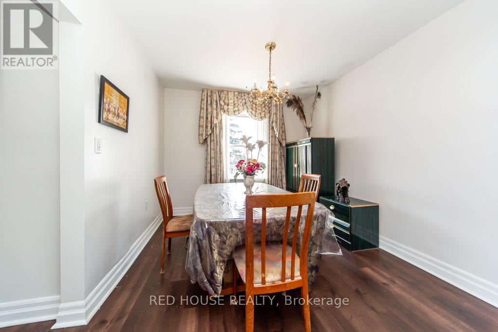 40 North Woodrow Boulevard, Toronto, Ontario  M1K 1W3 - Photo 6 - E13138462