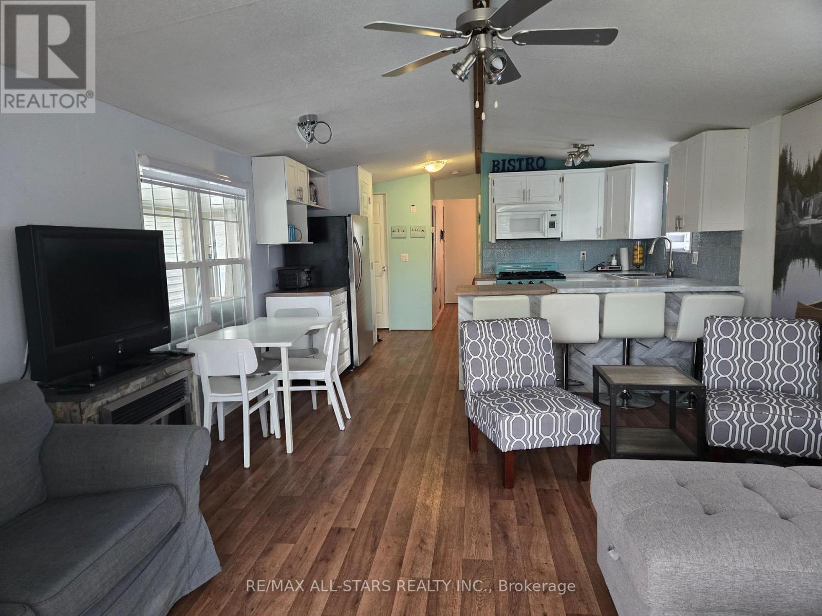 1 Kenora Trail, Wasaga Beach, Ontario  L9Z 1X7 - Photo 3 - S13102662