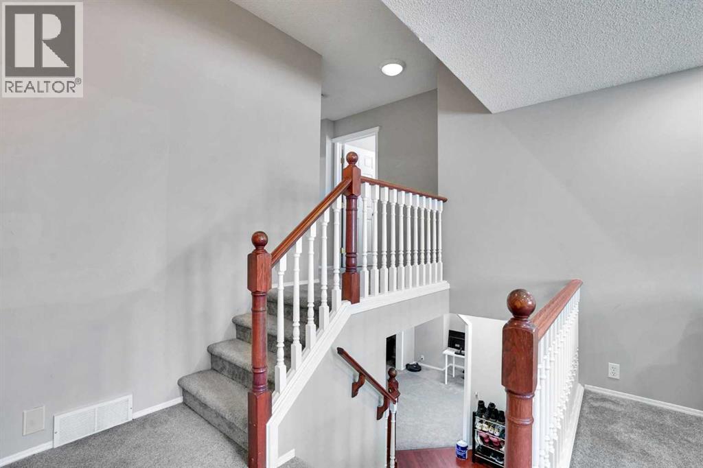 39 Douglasview Road SE, Calgary, Alberta  T2Z 2S8 - Photo 27 - A2292349