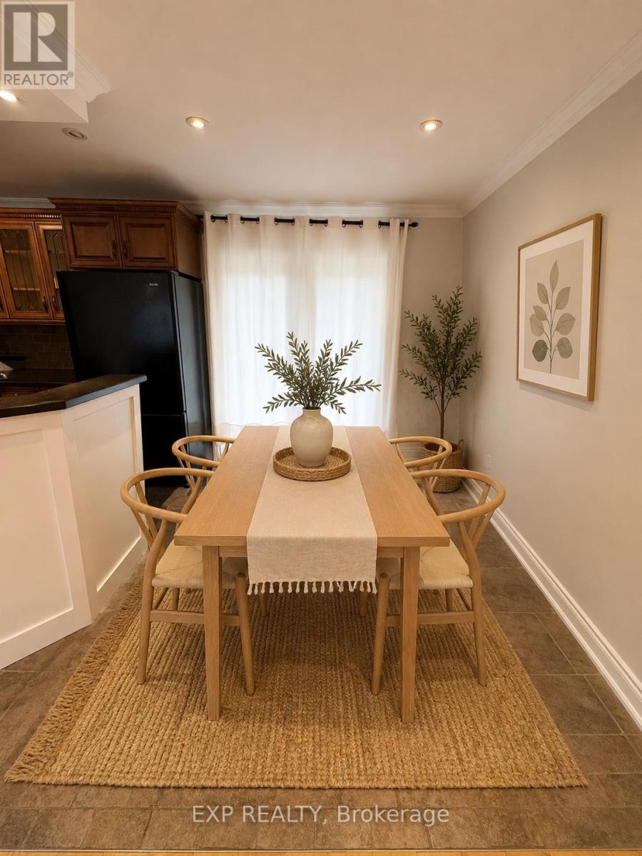 1175 Pinegrove Road, Oakville, Ontario  L6L 2W3 - Photo 6 - W13139872