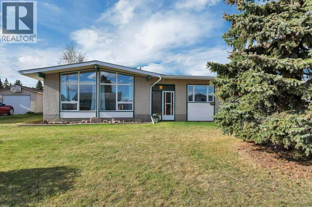 5122 48 Avenue, Rimbey, Alberta  T0C 2J0 - Photo 1 - A2310820