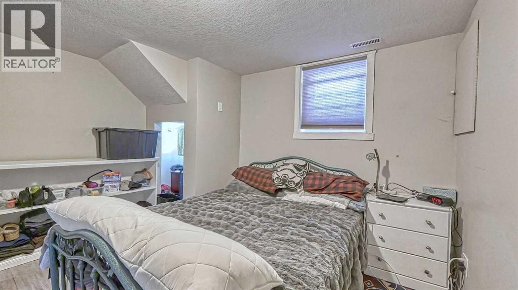 64 Midglen Drive Se, Calgary, Alberta  T2X 1G7 - Photo 30 - A2302754