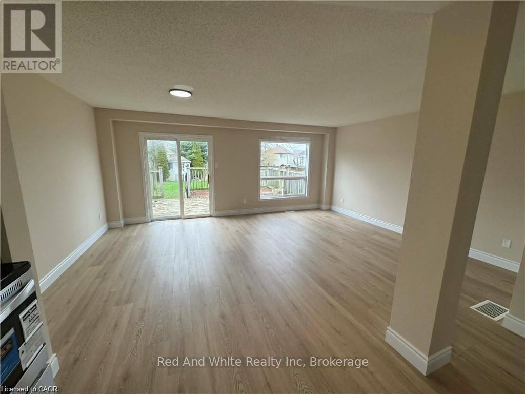 725 Paris Boulevard, Waterloo, Ontario  N2T 2X9 - Photo 9 - X13139926