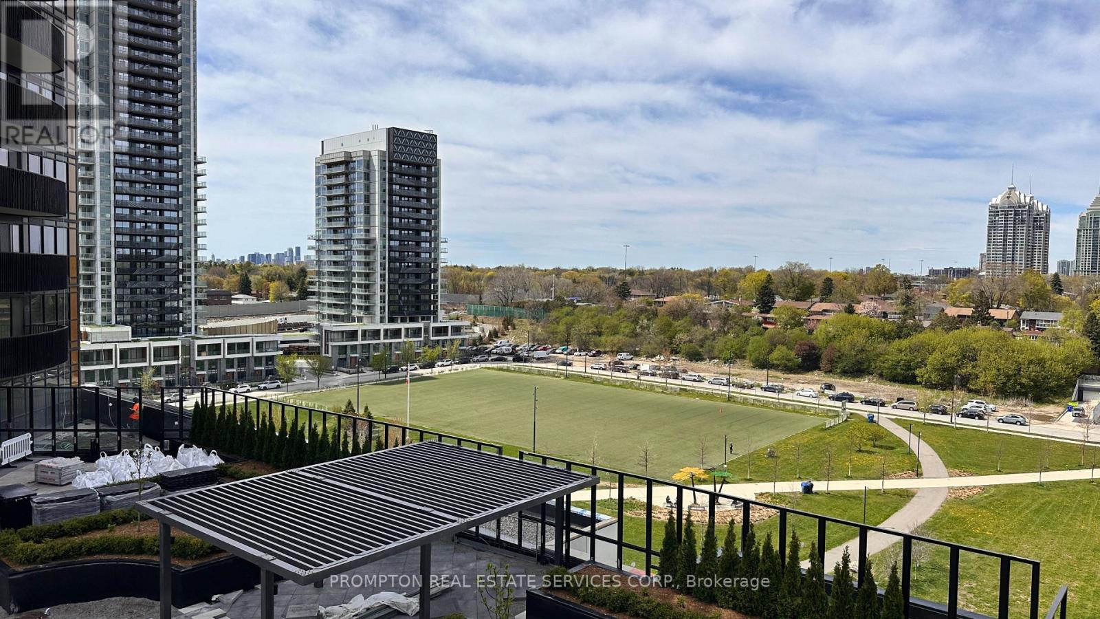 1011 - 75 BILLES HEIGHTS, Toronto, Ontario
