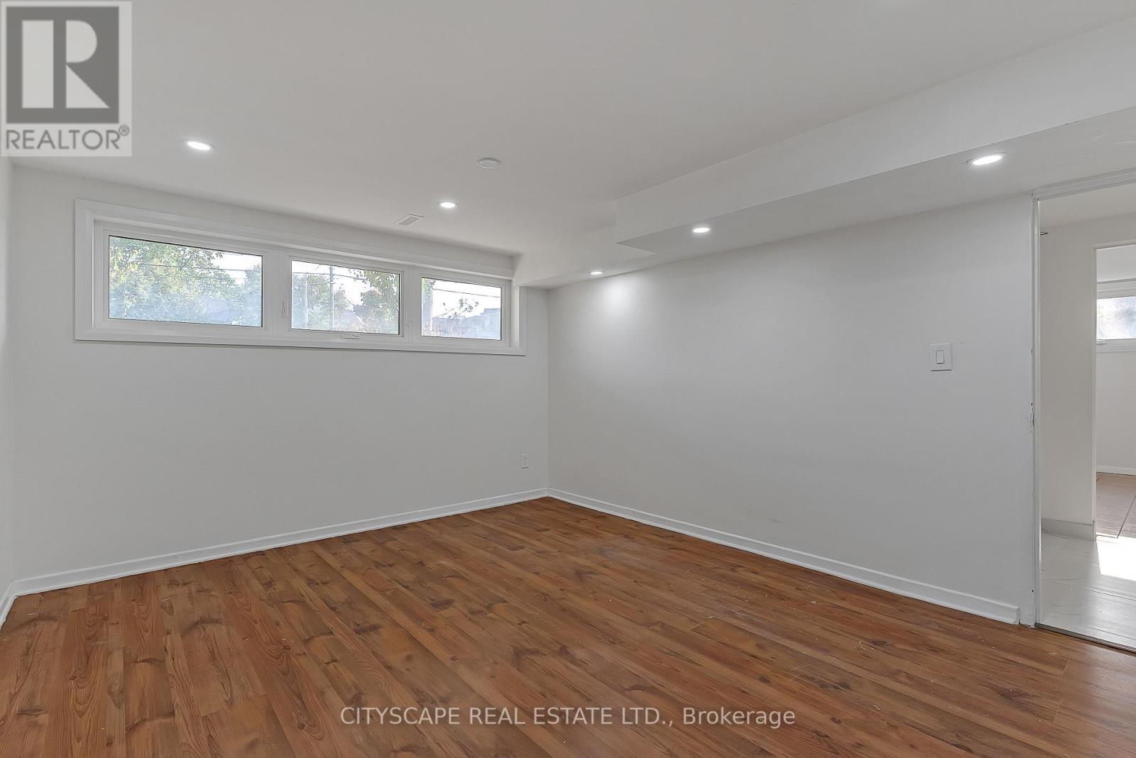 2724 Lake Shore Boulevard W, Toronto, Ontario  M8V 1G8 - Photo 7 - W13139930