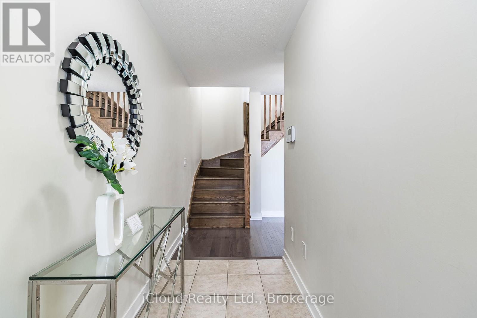 156 Inspire Boulevard, Brampton, Ontario  L6R 3X9 - Photo 3 - W13139934