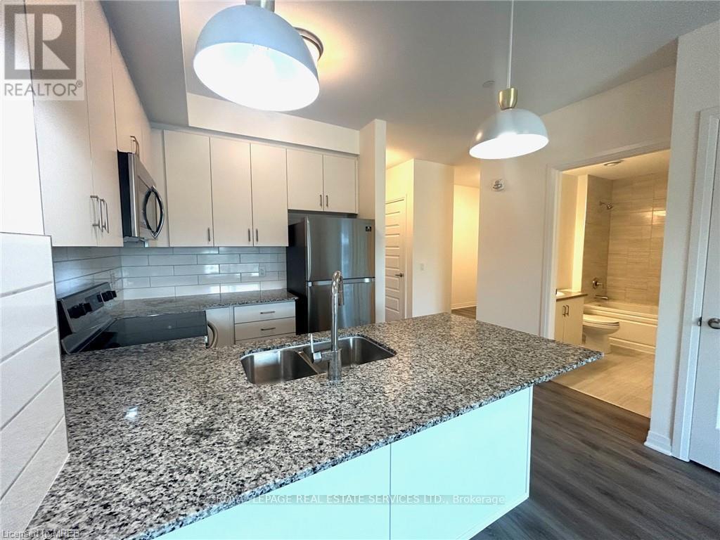 202 - 128 Grovewood Common, Oakville, Ontario  L6H 0X3 - Photo 15 - W13139936
