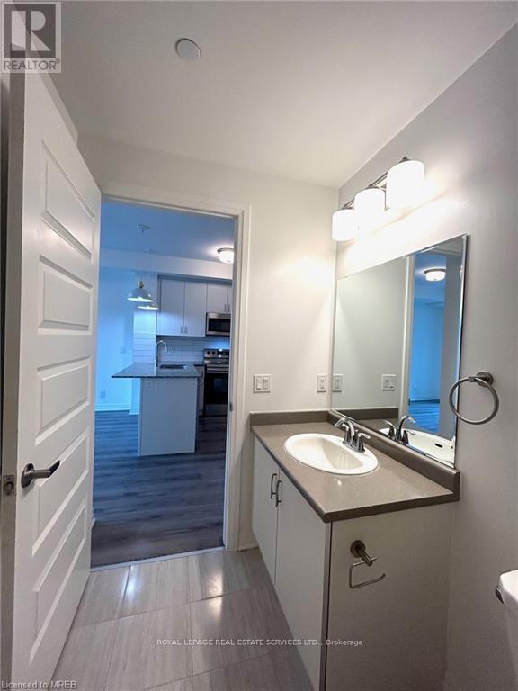 202 - 128 Grovewood Common, Oakville, Ontario  L6H 0X3 - Photo 24 - W13139936