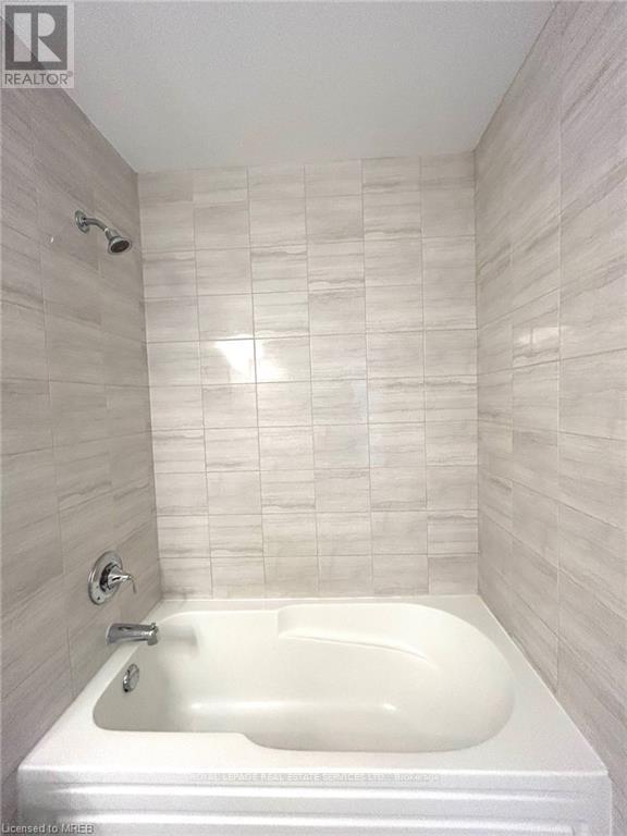 202 - 128 Grovewood Common, Oakville, Ontario  L6H 0X3 - Photo 25 - W13139936