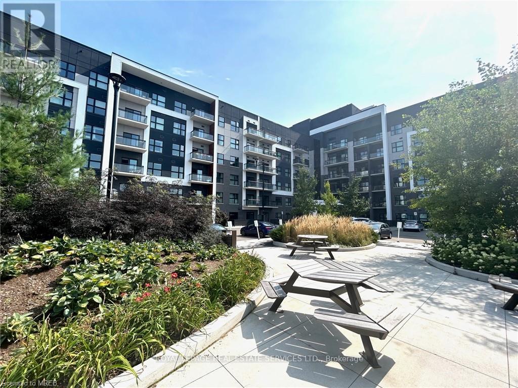 202 - 128 Grovewood Common, Oakville, Ontario  L6H 0X3 - Photo 30 - W13139936
