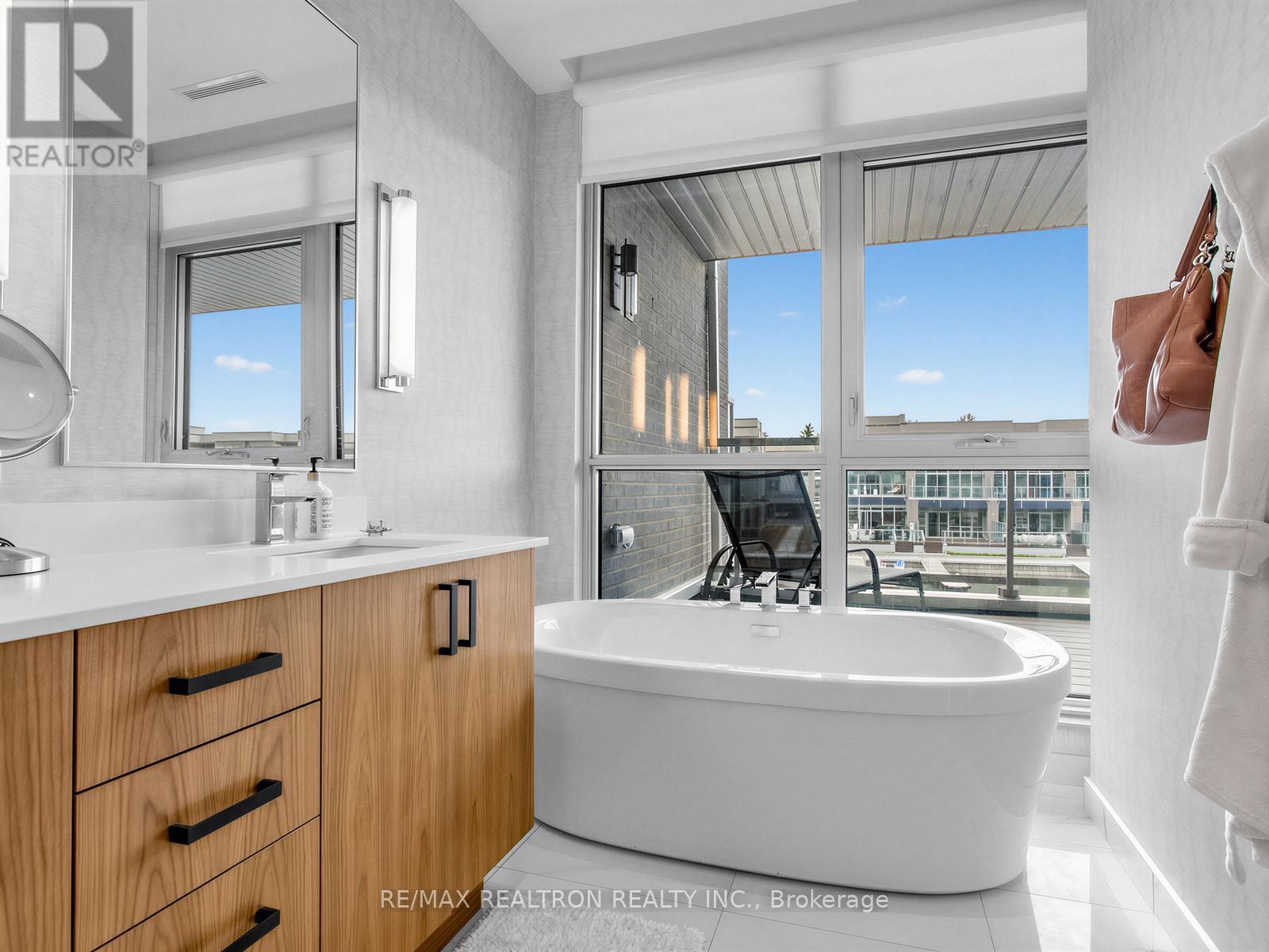 3657 Ferretti Court, Innisfil, Ontario  L9S 0N6 - Photo 31 - N12906280
