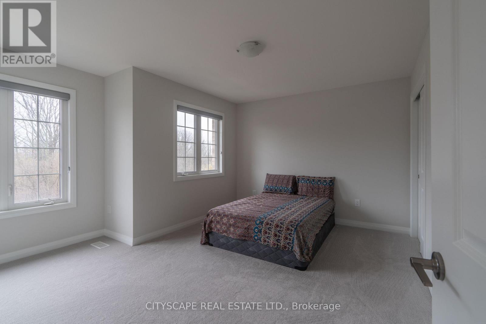 9259 White Oak Avenue, Niagara Falls, Ontario  L2G 3P6 - Photo 11 - X13139940