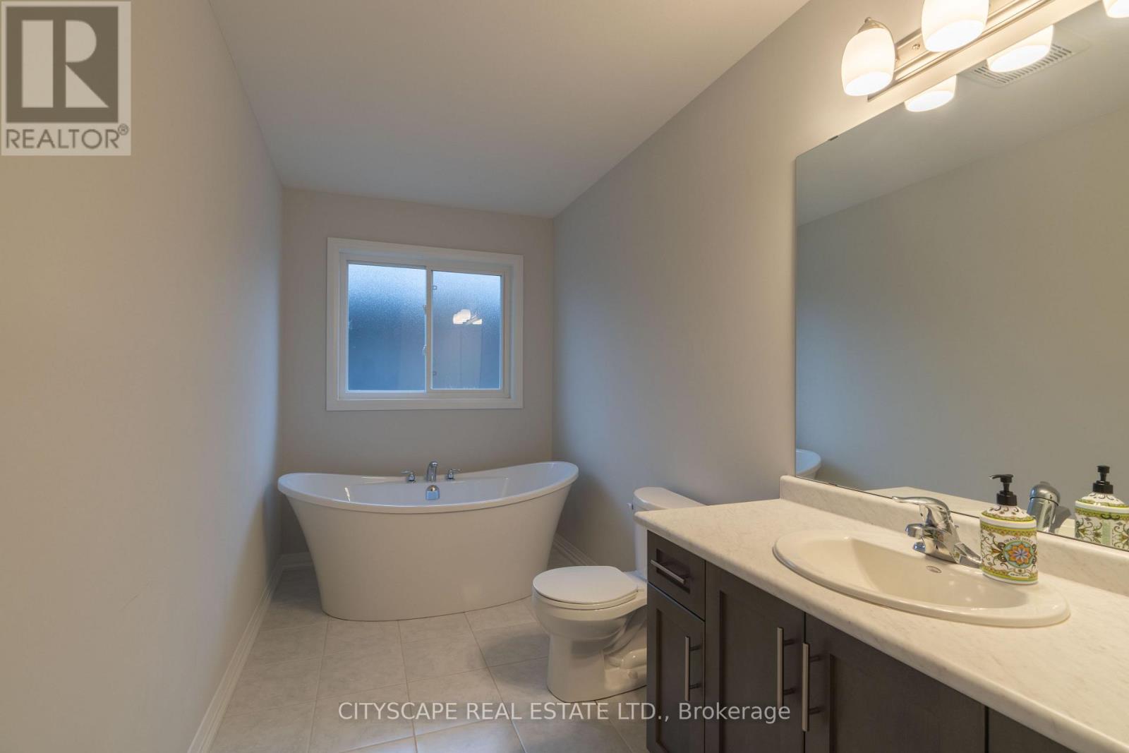 9259 White Oak Avenue, Niagara Falls, Ontario  L2G 3P6 - Photo 24 - X13139940
