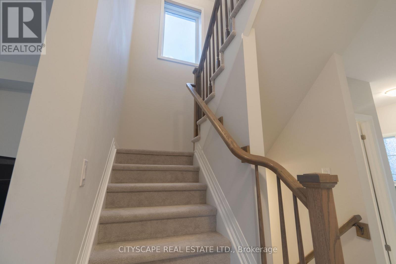 9259 White Oak Avenue, Niagara Falls, Ontario  L2G 3P6 - Photo 7 - X13139940