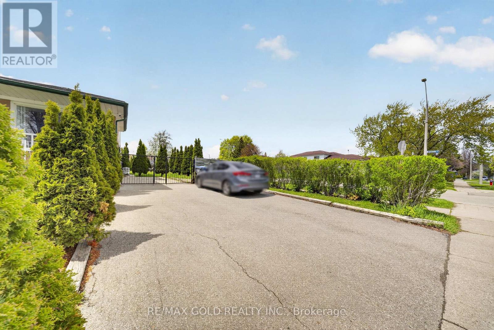 3289 Victory Crescent, Mississauga, Ontario  L4T 1M1 - Photo 41 - W13128462