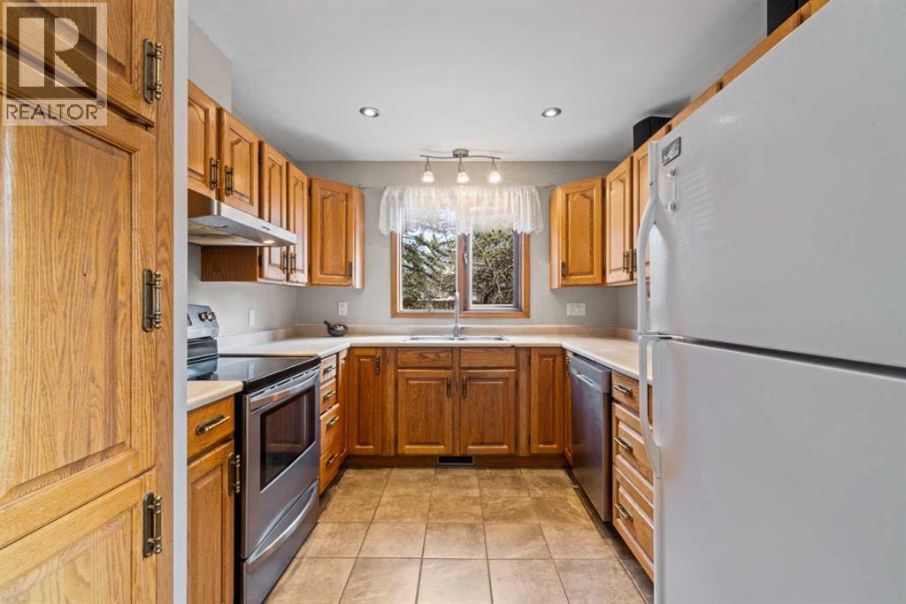 28 Ranchridge Way NW, Calgary, Alberta  T3G 1Z9 - Photo 18 - A2310119