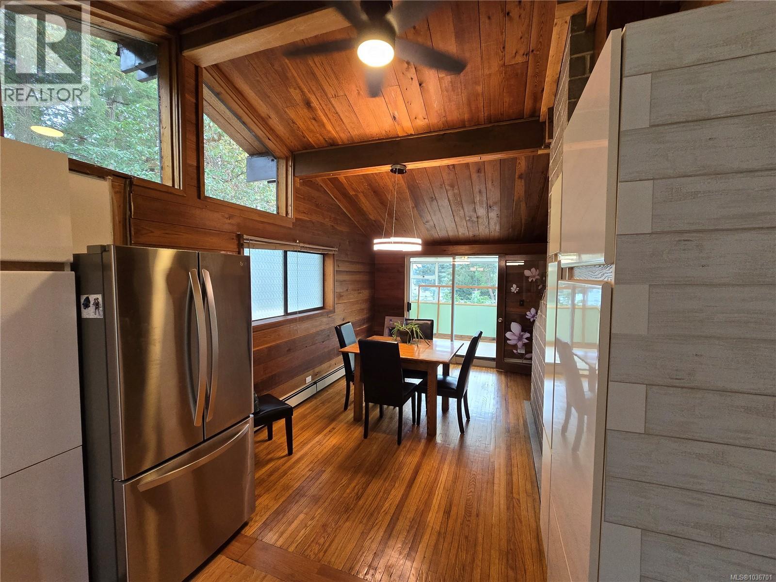 6898 Woodward Dr, Central Saanich, British Columbia  V8M 1A9 - Photo 17 - 1036701