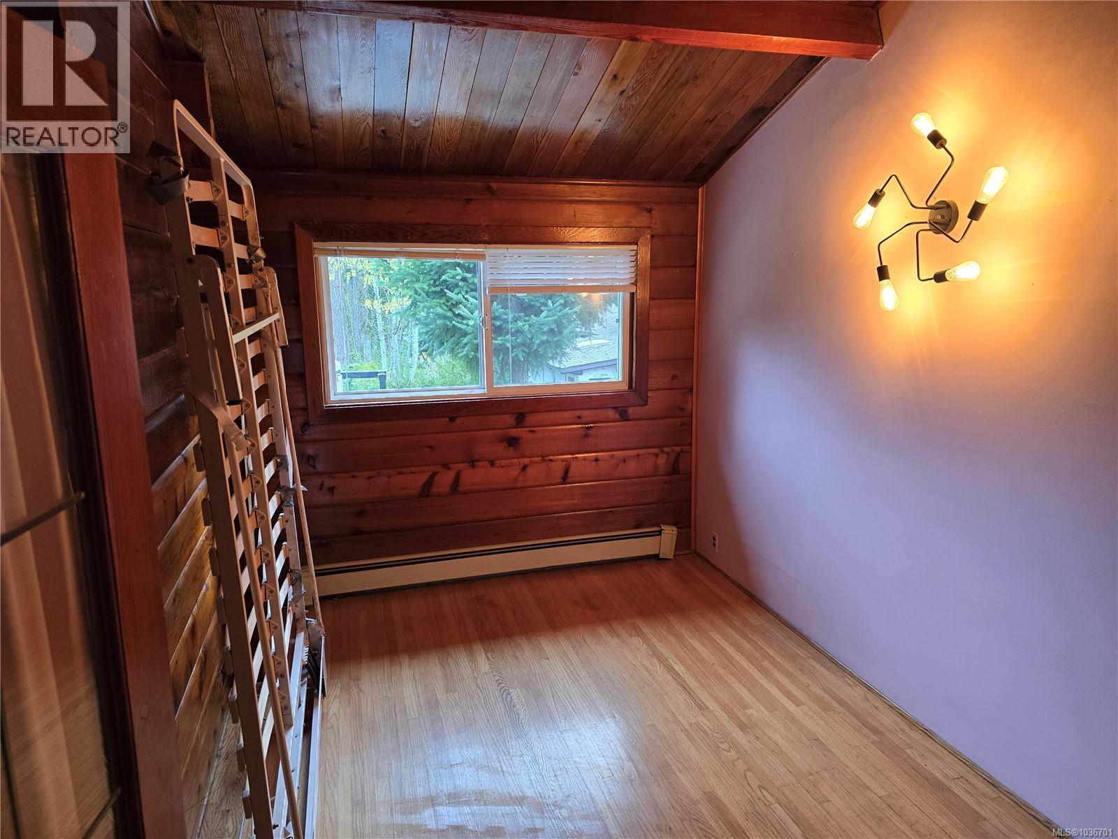 6898 Woodward Dr, Central Saanich, British Columbia  V8M 1A9 - Photo 30 - 1036701