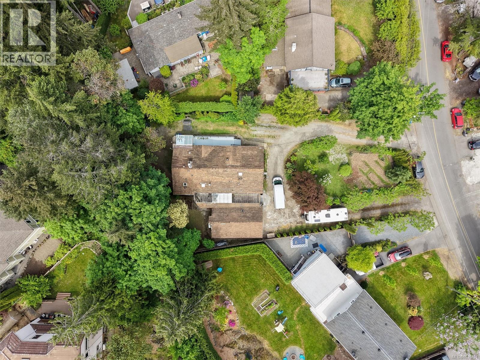 6898 Woodward Dr, Central Saanich, British Columbia  V8M 1A9 - Photo 62 - 1036701