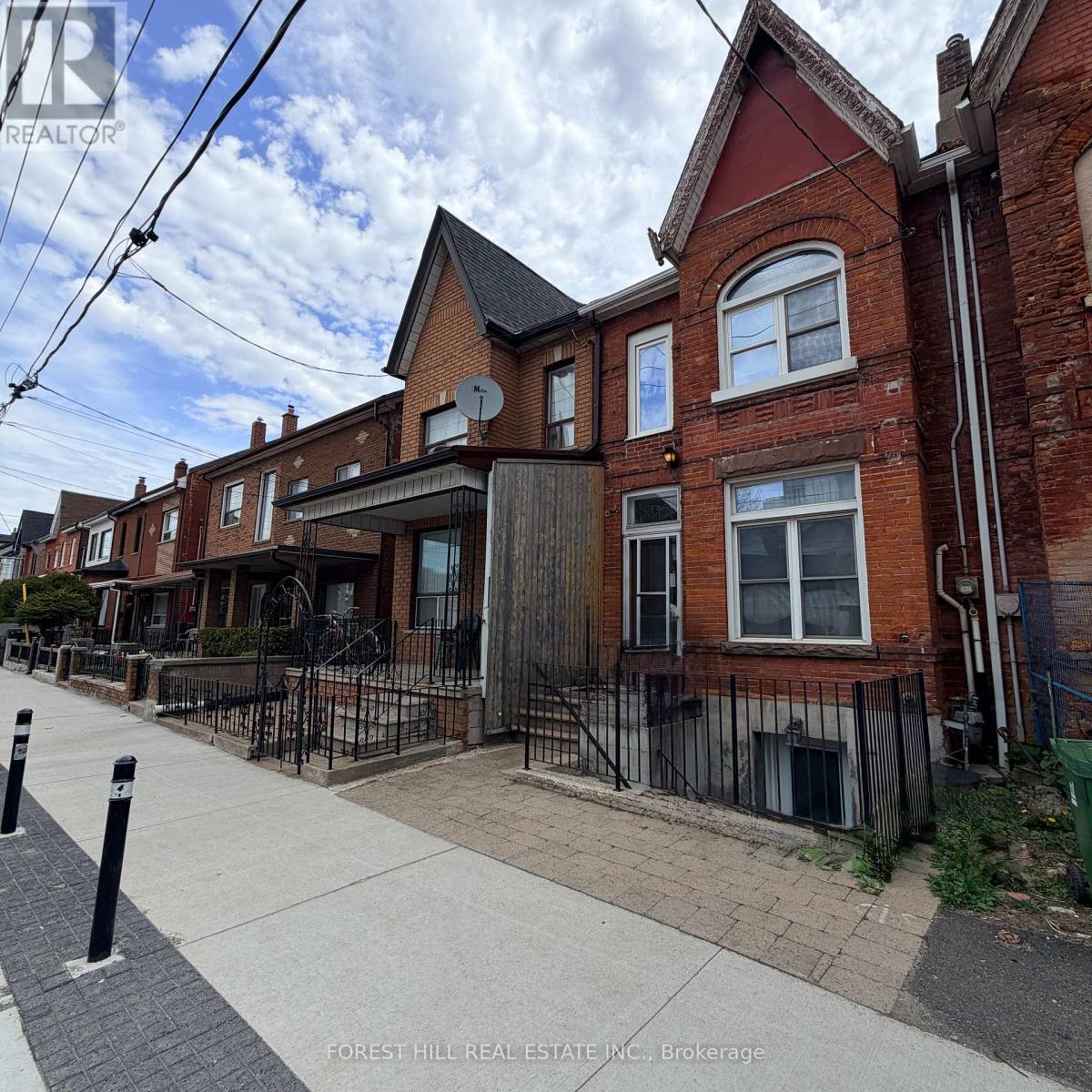 #lower - 41 Gladstone Avenue, Toronto, Ontario  M6K 3K7 - Photo 2 - C13139960