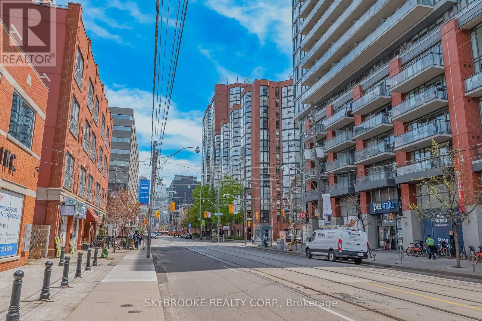 14 Whitaker Avenue, Toronto, Ontario  M6J 1A1 - Photo 37 - C13139972