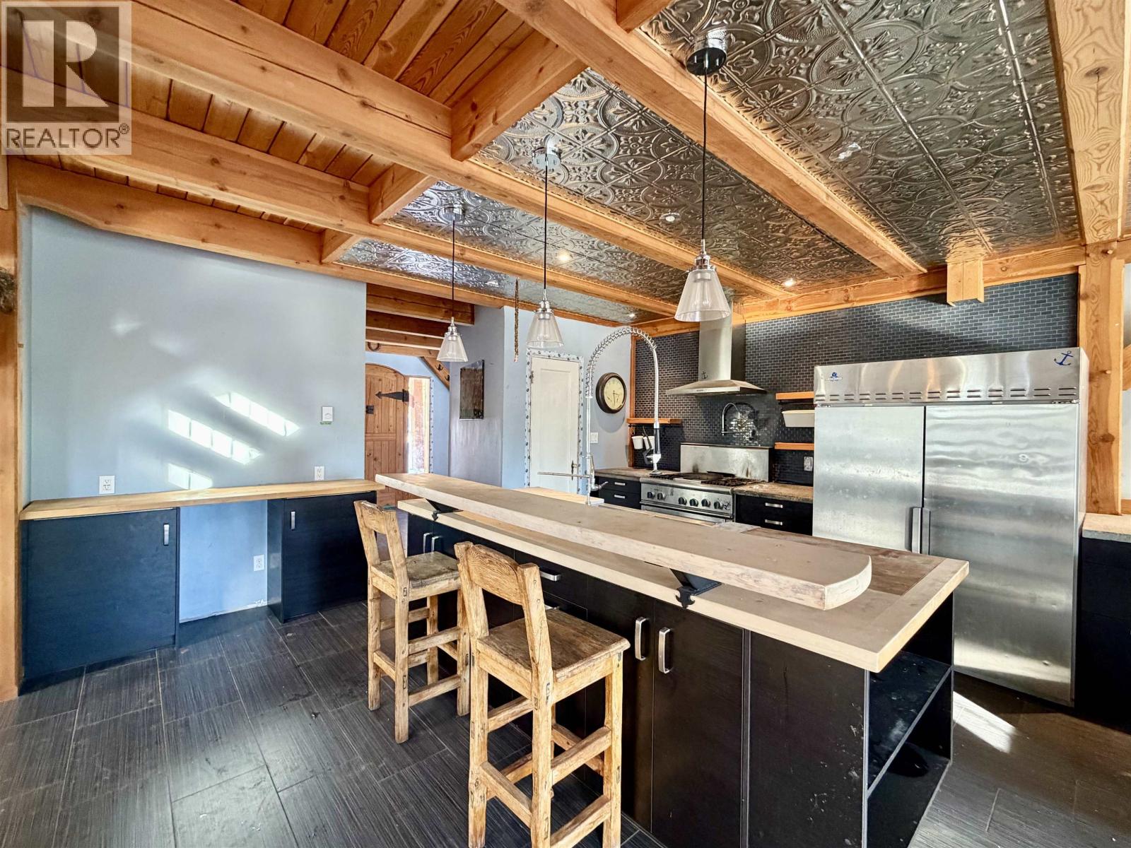 6995 Colgan Road, 100 Mile House, British Columbia  V0K 1X1 - Photo 13 - R3112266